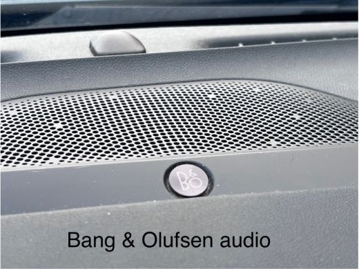 Ford Focus 155pk EcoBoost Hybrid/Titanium-X /B&O/Adaptive/Matrix/Virtual/Trekh. ActivLease financial lease