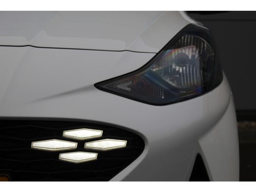 Hyundai i10 1.0 Comfort Smart | Camera | Navigatie | CarPlay | Cruise C. | Airco | DAB+ | Mistlampen | Camera... ActivLease financial lease