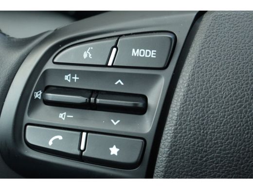 Hyundai i10 1.0 Comfort Smart | Camera | Navigatie | CarPlay | Cruise C. Airco | DAB+ | Mistlampen | Camera |... ActivLease financial lease