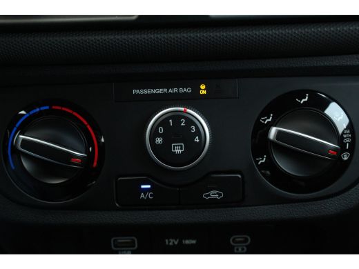 Hyundai i10 1.0 Comfort Smart | Camera | Navigatie | CarPlay | Cruise C. Airco | DAB+ | Mistlampen | Camera |... ActivLease financial lease