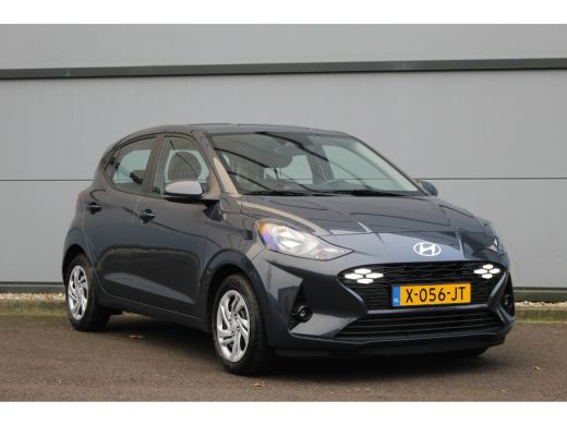 Hyundai i10 1.0 Comfort Smart | Camera | Navigatie | CarPlay | Cruise C. Airco | DAB+ | Mistlampen | Camera |... ActivLease financial lease