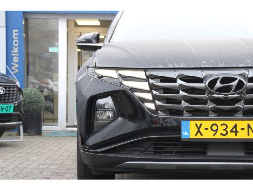Hyundai Tucson 1.6 T-GDI PHEV Premium Sky 4WD | Demo Deal: 299,- p/m !! | NL-AUTO! | 1E EIGENAAR! | 360&deg; CAMERA ... ActivLease financial lease