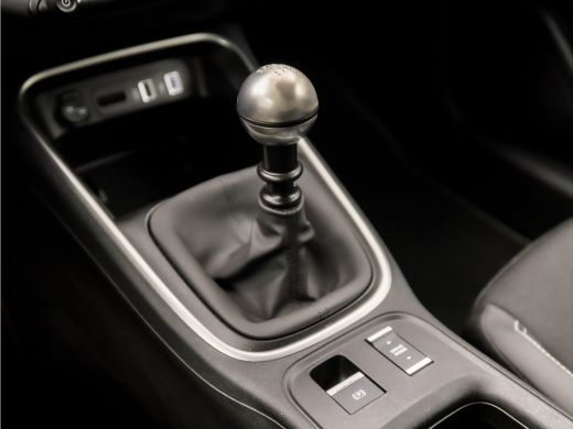 Jeep Avenger 1.2 Altitude Sport (VIRTUAL COCKPIT, APPLE CARPLAY, GROOT NAVI, JBL AUDIO, 360 CAMERA, LEDER, SPO... ActivLease financial lease