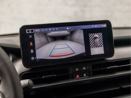 Jeep Avenger 1.2 Altitude Sport (VIRTUAL COCKPIT, APPLE CARPLAY, GROOT NAVI, JBL AUDIO, 360 CAMERA, LEDER, SPO... ActivLease financial lease