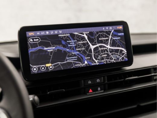 Jeep Avenger 1.2 Altitude Sport (VIRTUAL COCKPIT, APPLE CARPLAY, GROOT NAVI, JBL AUDIO, 360 CAMERA, LEDER, SPO... ActivLease financial lease