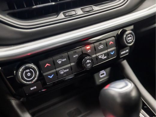 Jeep Compass 4xe 240 Plug-in Hybrid Electric S 240Pk Automaat (VIRTUAL COCKPIT, APPLE CARPLAY, GROOT NAVI, STU... ActivLease financial lease