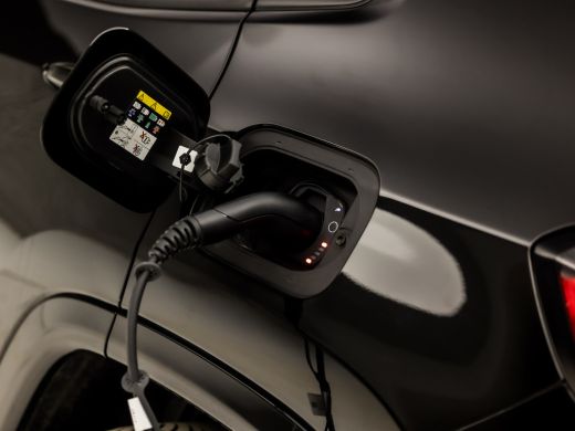 Jeep Compass 4xe 240 Plug-in Hybrid Electric S 240Pk Automaat (VIRTUAL COCKPIT, APPLE CARPLAY, GROOT NAVI, STU... ActivLease financial lease