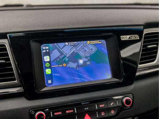 Kia Niro 1.6 GDi Hybrid Sport 142Pk Automaat (APPLE CARPLAY, NAVIGATIE, CAMERA, LEDER, CLIMATE, TREKHAAK, ... ActivLease financial lease