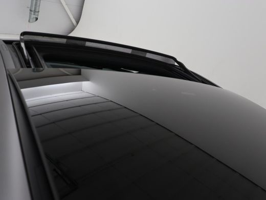 Mercedes-Benz A-Klasse 250e AMG Limited | Panoramadak | Stoelverwarming | Matrix LED | Memory | Carplay | Keyless | Came... ActivLease financial lease