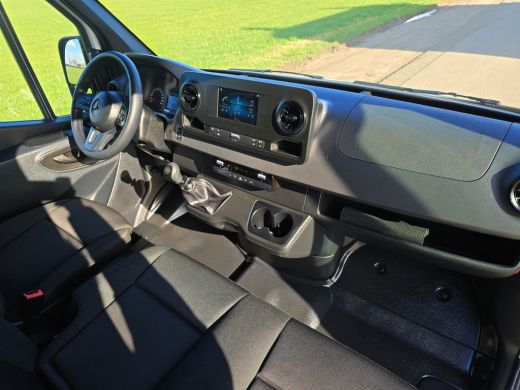 Mercedes-Benz Sprinter 317 1.9 CDI L3 H2 RWD - 170 Pk - Euro 6 - Camera - StoelVerwarming - MBUX ActivLease financial lease