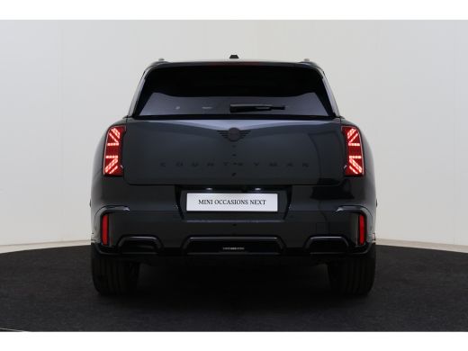 Mini Countryman E / John Cooper Works / Pakket L / 19" John Cooper Works Runway Spoke Black ActivLease financial lease