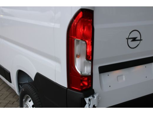 Opel Movano 2.2D 140 L2H2 3.3t | Navigatie | Parkeercamera | Cruise Control | ActivLease financial lease
