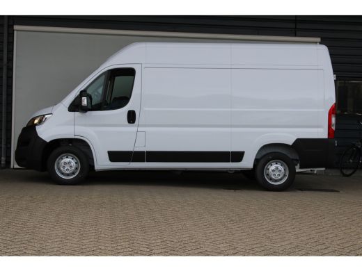 Opel Movano 2.2D 140 L2H2 3.3t | Navigatie | Parkeercamera | Cruise Control | ActivLease financial lease