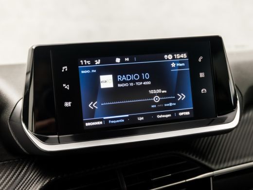 Peugeot 2008 1.2 PureTech Allure Sport Automaat (APPLE CARPLAY, NAVIGATIE, CLIMATE, 360 CAMERA, LEDER, SPORTST... ActivLease financial lease