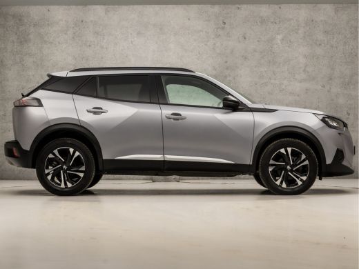 Peugeot 2008 1.2 PureTech Allure Sport Automaat (APPLE CARPLAY, NAVIGATIE, CLIMATE, 360 CAMERA, LEDER, SPORTST... ActivLease financial lease