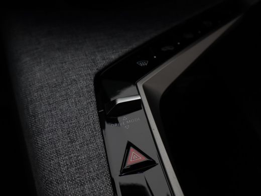 Peugeot 5008 1.2 Hybrid 136 Allure Automaat | 2 stoelen op derde rij | Achteruitrijcamera | Apple Carplay/Andr... ActivLease financial lease