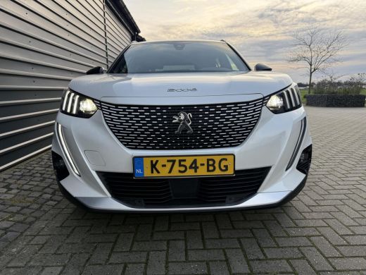 Peugeot e-2008 EV GT 50 kWh SOH 91% Navi! Camera! Stoelverw! Led! ActivLease financial lease