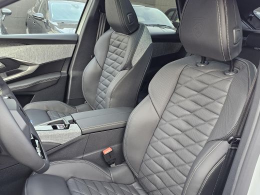 Peugeot e-3008 Launch Edition 325 Dual Motor 73 kWh Nappa Leder | Stoel Verwarming/Ventilatie/Massage | Focal | ... ActivLease financial lease