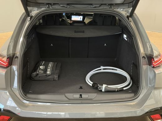 Peugeot e-308 GT Climate | Stoel+Stuurverwarming | Navigatie | Elektrische Achterklep | | 360 Vision & Drive As... ActivLease financial lease