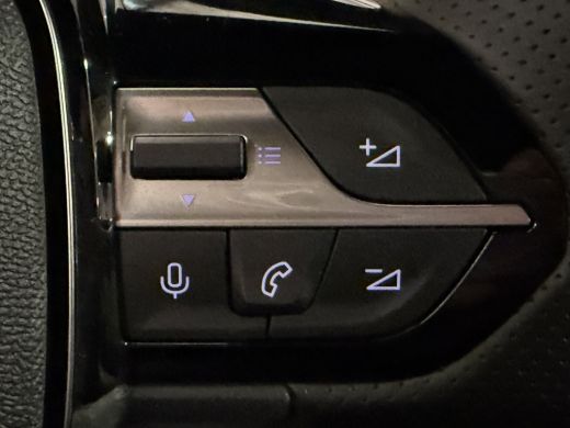 Peugeot e-308 GT Climate | Stoel+Stuurverwarming | Navigatie | Elektrische Achterklep | | 360 Vision & Drive As... ActivLease financial lease