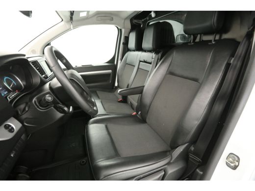 Peugeot e-Expert 75 kWh L3H1 Innovation | SOH 92% | Snelladen | 360&deg; | Clima | 3-Zits | HuD | Trekh. | Cruise | St... ActivLease financial lease