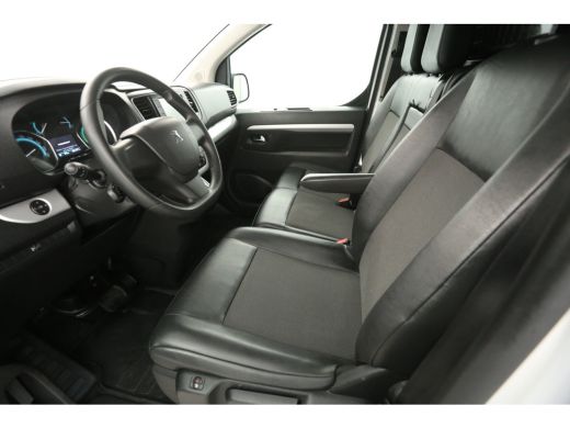 Peugeot e-Expert 75 kWh L3H1 Innovation | SOH 92% | Snelladen | 360&deg; | Clima | 3-Zits | HuD | Trekh. | Cruise | St... ActivLease financial lease