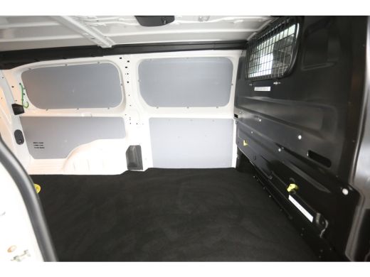 Peugeot e-Expert 75 kWh L3H1 Innovation | SOH 92% | Snelladen | 360&deg; | Clima | 3-Zits | HuD | Trekh. | Cruise | St... ActivLease financial lease