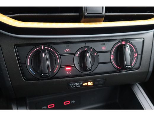 Seat Arona 1.0 EcoTSI Reference 95PK | Airco | Apple Carplay/Android Auto|telefoonintegratie premium | Cruis... ActivLease financial lease