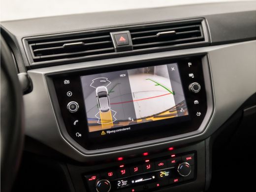 Seat Ibiza 1.0 TSI Intense Sport (APPLE CARPLAY, GROOT NAVI, CAMERA, CLIMATE, CRUISE, SPORTSTOELEN, GETINT G... ActivLease financial lease