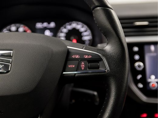 Seat Ibiza 1.0 TSI Intense Sport (APPLE CARPLAY, GROOT NAVI, CAMERA, CLIMATE, CRUISE, SPORTSTOELEN, GETINT G... ActivLease financial lease