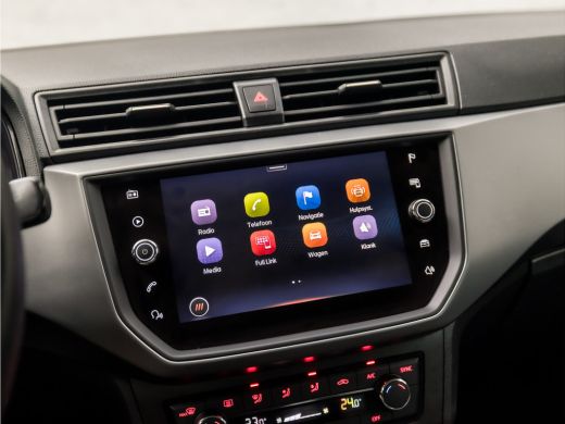 Seat Ibiza 1.0 TSI Intense Sport (APPLE CARPLAY, GROOT NAVI, CAMERA, CLIMATE, CRUISE, SPORTSTOELEN, GETINT G... ActivLease financial lease