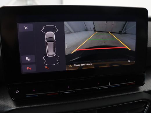 Seat Leon 1.0 TSI Style Intens | Stoelverwarming | Adaptive cruise | Camera | Carplay | Stuurverwarming | N... ActivLease financial lease