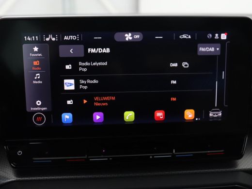 Seat Leon 1.0 TSI Style Intens | Stoelverwarming | Adaptive cruise | Camera | Carplay | Stuurverwarming | N... ActivLease financial lease