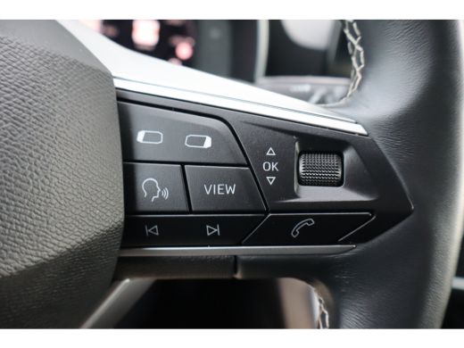 Seat Leon Sportstourer 1.0 eTSI Style Business Intense 110PK | Achteruitrijcamera | Keyless start | LED dag... ActivLease financial lease