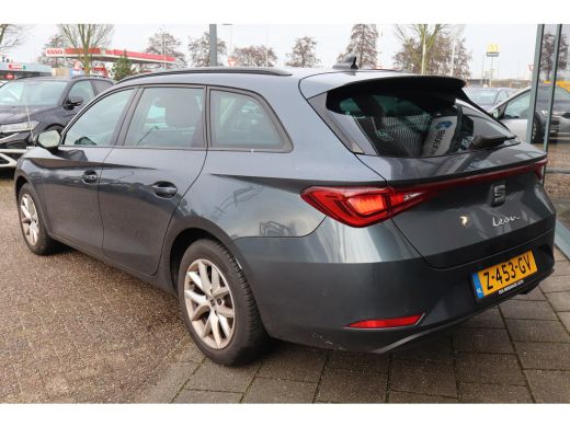 Seat Leon Sportstourer 1.0 eTSI Style Business Intense 110PK | Achteruitrijcamera | Keyless start | Trekhaak ActivLease financial lease
