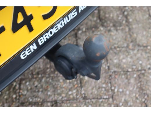 Seat Leon Sportstourer 1.0 eTSI Style Business Intense 110PK | Achteruitrijcamera | Keyless start | LED dag... ActivLease financial lease