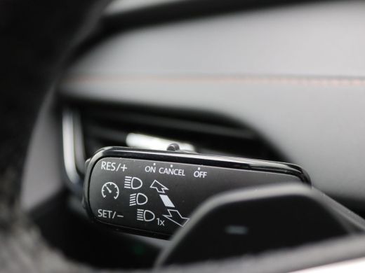 Skoda Enyaq iV 60 Founders Edition Black 180PK Aut. SOH 93%, 21" LM Velgen, Trekhaak, Alarm, Cruise Controle, Ac... ActivLease financial lease