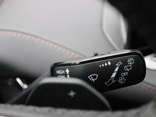 Skoda Enyaq iV 60 Founders Edition Black 180PK Aut. SOH 93%, 21" LM Velgen, Trekhaak, Alarm, Cruise Controle, Ac... ActivLease financial lease