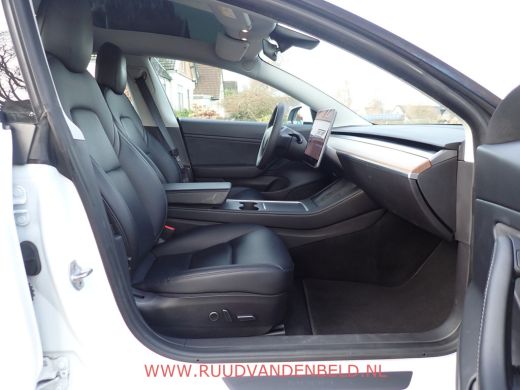 Tesla Model 3 Long Range AWD 90%SOH !! FACELIFT !! TREKHAAK/AUTOPILOT/WARMTEPOMP ActivLease financial lease