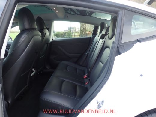 Tesla Model 3 Long Range AWD 90%SOH !! FACELIFT !! TREKHAAK/AUTOPILOT/WARMTEPOMP ActivLease financial lease