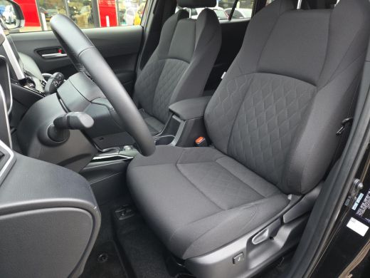 Toyota Corolla Cross 2.0 High Power Hybrid First Edition | Apple CarPlay | Stuur/Stoel verwarming | Blindspot | Rijkla... ActivLease financial lease