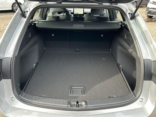 Toyota Corolla Touring Sports Hybrid 140 Active **NIEUWE AUTO/ DIRECT LEVERBAAR** ActivLease financial lease