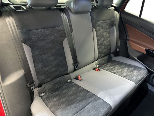 Volkswagen ID.5 Pro 77 kWh 360 graden camera 'Area View' | Parkeerassistent | Navigatie 'Discover Pro' | ActivLease financial lease