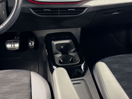 Volkswagen ID.5 Pro 77 kWh 360 graden camera 'Area View' | Parkeerassistent | Navigatie 'Discover Pro' | ActivLease financial lease