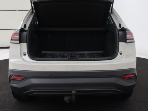 Volkswagen Taigo 1.0 TSI Life Business | Stoelverwarming | Trekhaak | Camera | Adaptive cruise | Navigatie | 17'' ... ActivLease financial lease