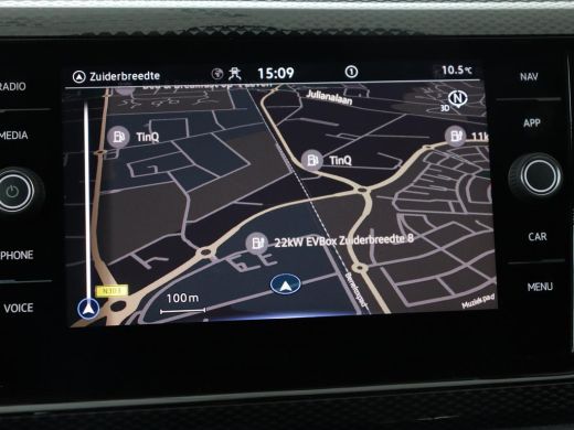 Volkswagen Taigo 1.0 TSI Life Business | Stoelverwarming | Trekhaak | Camera | Adaptive cruise | Navigatie | 17'' ... ActivLease financial lease