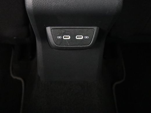 Volkswagen Taigo 1.0 TSI Life Business | Stoelverwarming | Trekhaak | Camera | Adaptive cruise | Navigatie | 17'' ... ActivLease financial lease