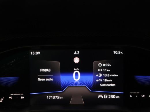 Volkswagen Taigo 1.0 TSI Life Business | Stoelverwarming | Trekhaak | Camera | Adaptive cruise | Navigatie | 17'' ... ActivLease financial lease