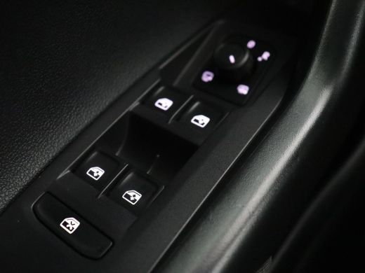 Volkswagen Taigo 1.0 TSI Life Business | Stoelverwarming | Trekhaak | Camera | Adaptive cruise | Navigatie | 17'' ... ActivLease financial lease