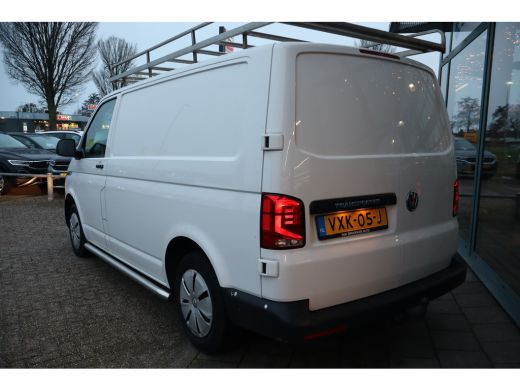Volkswagen Transporter 2.0 TDI L1H1 28 Comfortline 110PK | Airco | Cruise control | Hill hold functie ActivLease financial lease